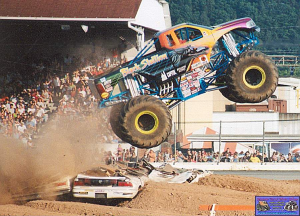 Blmblks207a9jpg — Monster Jam Trucks 2000-2009 option 18