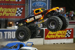 D35e6563 7309 4921 9be2 6410a4210d18jpg — Monster Jam Trucks 2000-2009 option 25
