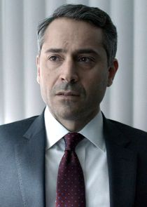 338275jpg — Mr. Robot characters option 1
