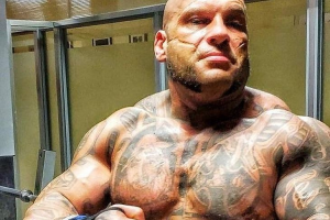 Zz1633352072popekjpg — Najwięksi zadymiarze Fame MMA option 28