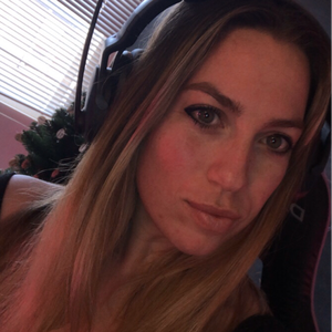 Sumly90png — Nederlandse Twitch Streamers 2020 option 131