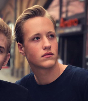 Milojpg — Nederlandse Youtubers option 27