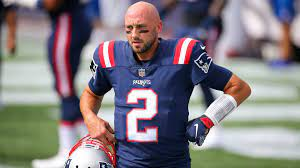 Hoyerjpg — NFL 2022-23 QBs option 14