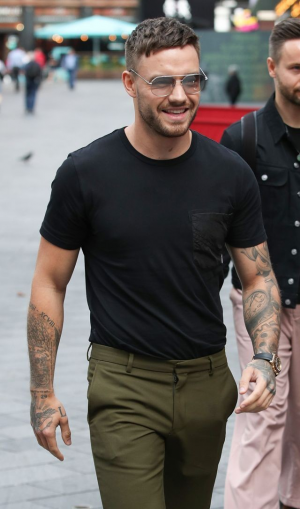 4245987e76ff0096843156d9ce9ee477jpg — One direction hairstyles option 27