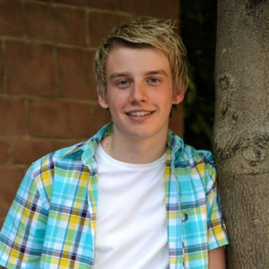 D4681272 1d4a 4f59 A9ef 83412d543261jpeg — Past hollyoaks characters (2010s) option 73