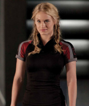 Glimmer Training Center1jpg — Personagens principais da trilogia Jogos Vorazes option 15