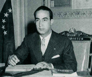 Presidentgermnsurezflamerichjpg — President of Venezuela option 26