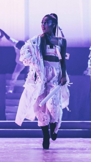 Create a Rank the Dangerous Woman Tour outfits Tier List TierMaker