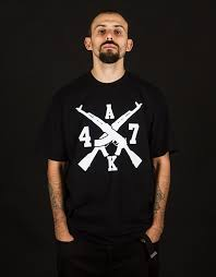 Download 33jpg — Rapperi/Trapperi Români option 26