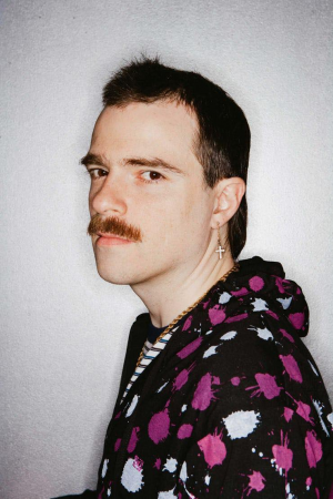 1520621797178535222237035424945334321331447njpg — rivers cuomo lookz option 8