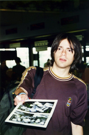 1525425291783316337979561055967699377450659njpg — rivers cuomo lookz option 13