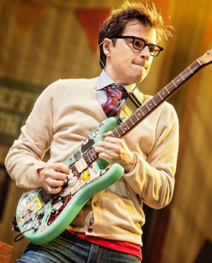 1539655494370829542067996565781410837746616njpg — rivers cuomo lookz option 23