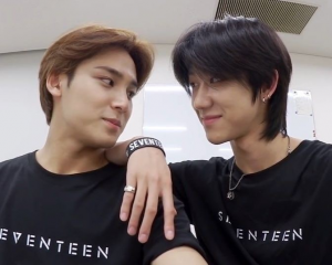 23d9ec0b 3335 4c41 B703 E830435a6acfjpeg — seventeen ships option 10