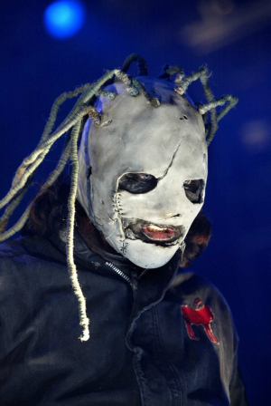 77b36430780429e30f502b369653be32jpg — Slipknot Masks S+ option 17