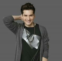 4b5bd9fab0e1cd3f732effa17cd2c6e7jpg — Soy Luna option 8