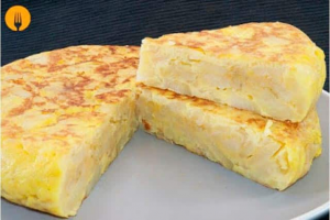Tortilla Patatas Cuajadajpg — Spanish food option 65