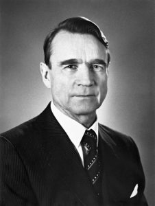 Koivistomauno 226x300jpg — Suomen tasavallan presidentit option 5