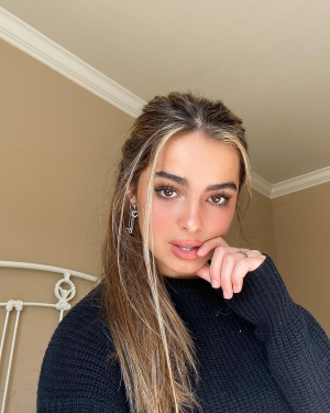 8380b6aa0094b95cb4f47547db558081jpg — Tik Tok option 5