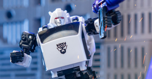 2000x2000 Affiliate 1278x665jpg — Transformers Earthrise Characters option 3
