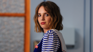 Stranger Things Robin Maya Hawke Netflix 2jpg — TV Characters option 75