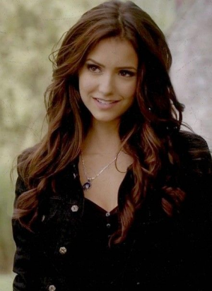 4cfbb49a4488287353b16ce045505562jpg — TVD Universe Characters option 13
