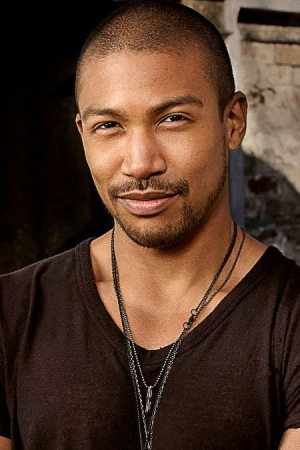 63f0e1203e254cdc545183c5661929c4jpg — TVD Universe Characters option 17