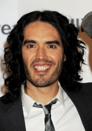 Mv5bmtuxmza2nzk0n15bml5banbnxkftztcwmdgwmtewnqaav1jpg — UK Comedians option 25