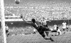 Maracanazo 1950jpg — World Cup Finals option 17
