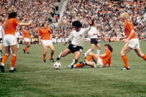 Soccer World Cup 1974 Final West Germany V Holland 752x501jpg — World Cup Finals option 20