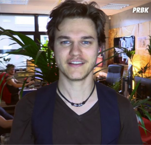469989 Poisson Fecond Pret A Se Lancer Dans Les Diapo 1jpg — Youtub FR option 7