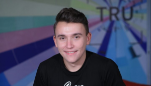 Alpaca Legion Alex Daragiu E1547489418576 720x415jpg — Youtuberi romania boss option 9