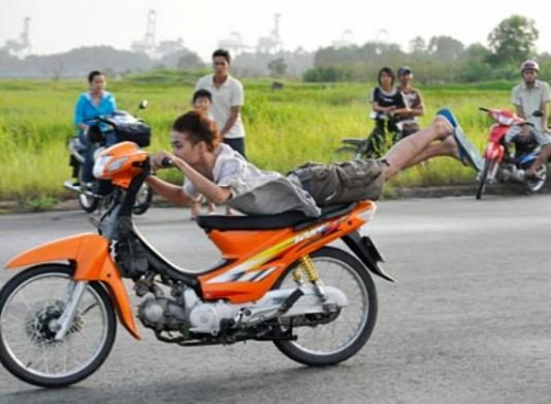 Create a เทสเพลงลีมุ้ย Tier List - TierMaker