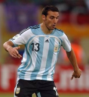 D59b2f0a1e0814a21669deec1b811c15 — Mejores jugadores de la selección Argentina option 16