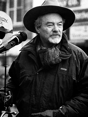 Alan J Pakula — Directores de cine option 15
