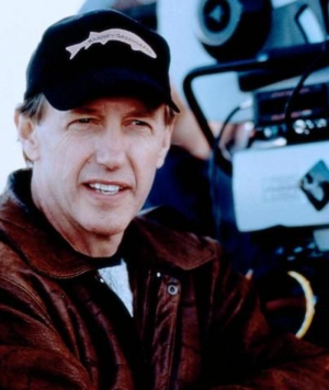 Dennis Dugan — Directores de cine option 161