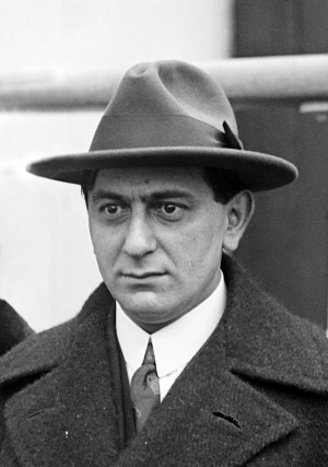 Ernst Lubitsch — Directores de cine option 197