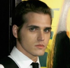 Mikey Way Looks/Hairstyles — option 15