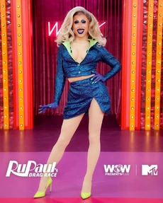 Amandatorimeatingentrancelook — RuPaul's Drag Race Season 16 Runways Ranked option 15