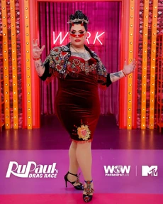 Megamientrancelook — RuPaul's Drag Race Season 16 Runways Ranked option 19