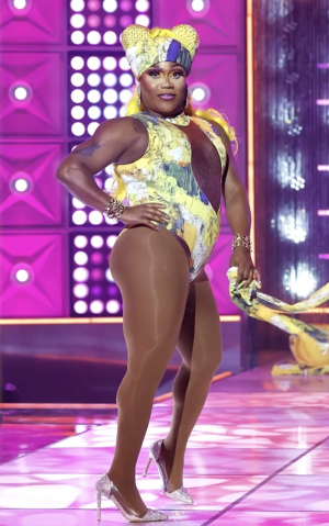Mhi27yaimanle27paigemadeyalook2look — RuPaul's Drag Race Season 16 Runways Ranked option 34