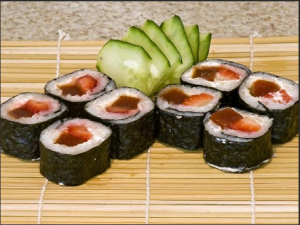 Sushi Mgqpng — Brazilian food option 56