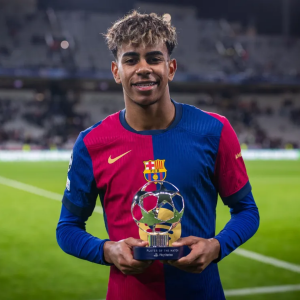 Lamine Yamal — Mejores Jugadores 2026 option 18