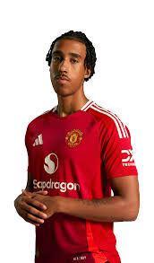 Yoro — Manchester United squad 24/25 (Including signings) option 18