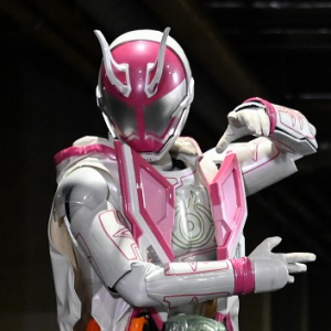 19 Kanon Specter — All Female Kamen Riders option 21