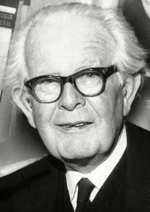 Zzzzz 1756241799jean Piaget — World Thinkers (Theoreticeans, Writers, Poets, etc) option 395