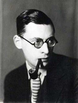 Zzzzz 1756248209raymond Queneau — World Thinkers (Theoreticeans, Writers, Poets, etc) option 405