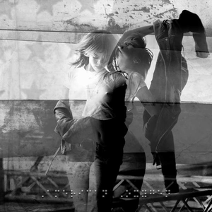 34 American Oxygen — Julgando Todos os Singles da Rihanna option 36