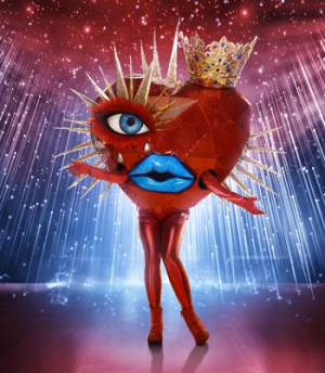 S6queenofheartspng — The Masked Singer US All Contestant option 91