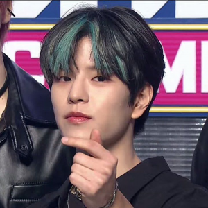 Download 12jpg — straykids hairstyle era's option 17