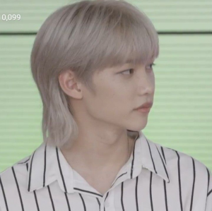 Felix Mullet Iconsjpg — straykids hairstyle era's option 27